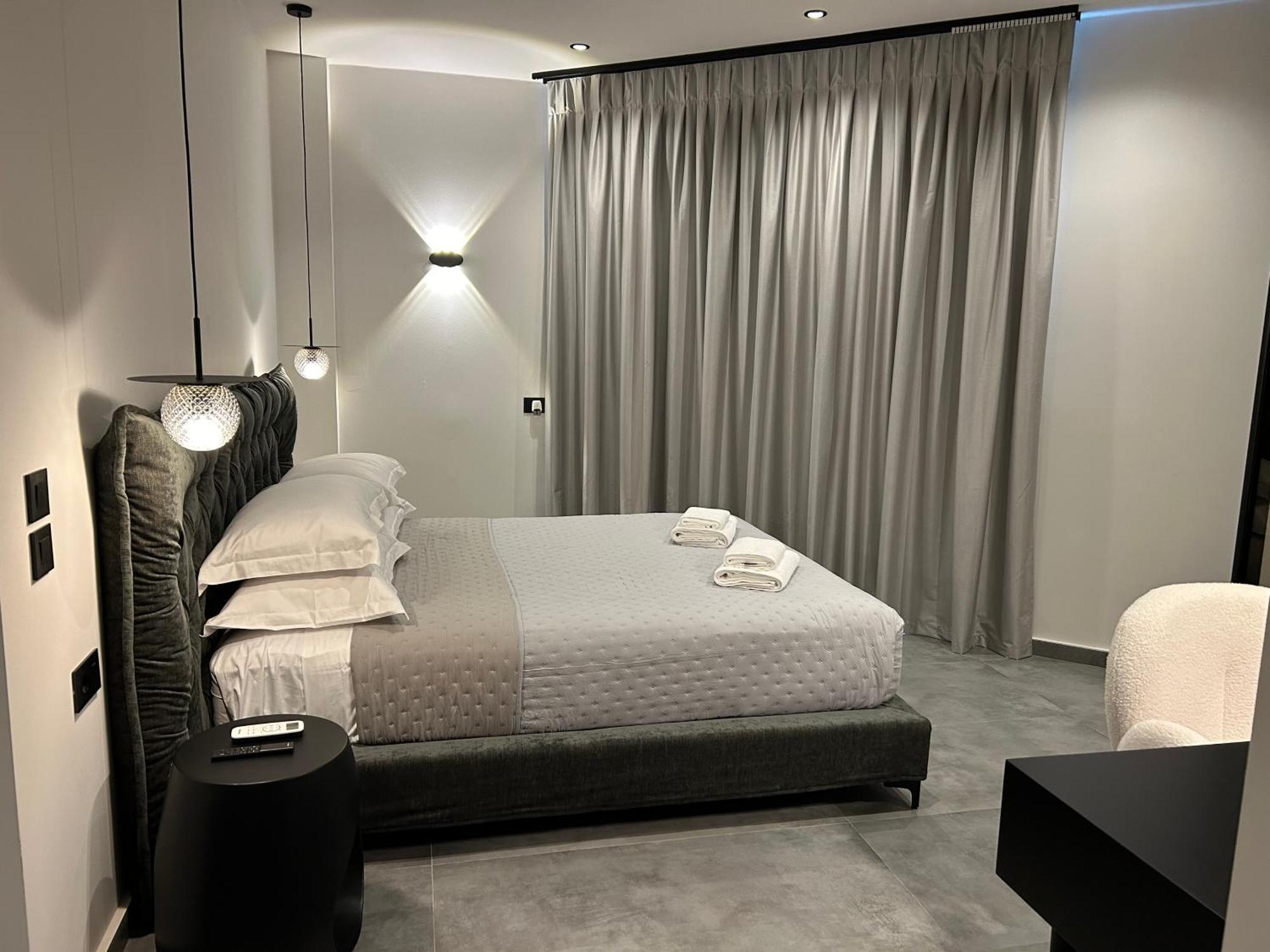 X Luxury Suites Argostoli  Esterno foto